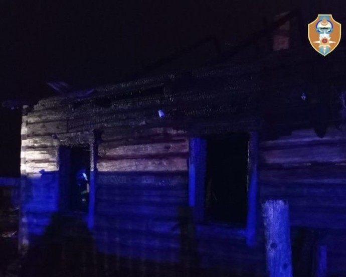 Тело мужчины нашли в сгоревшем доме в Бурятии