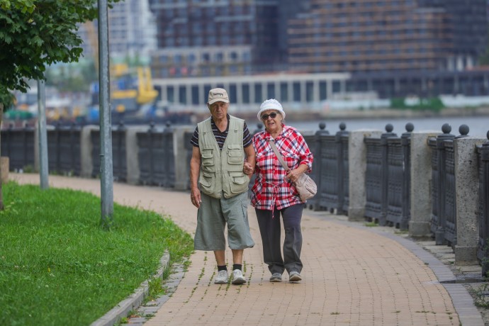 Треть россиян уверены, что начинать копить на пенсию нужно до 25 лет