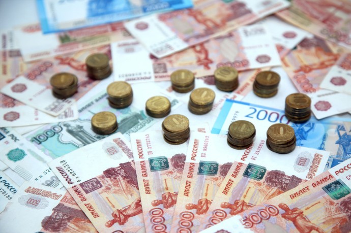 В России могут появиться купюры номиналом 10 000 рублей