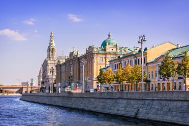 Два дома на Софийской набережной признаны памятниками архитектуры