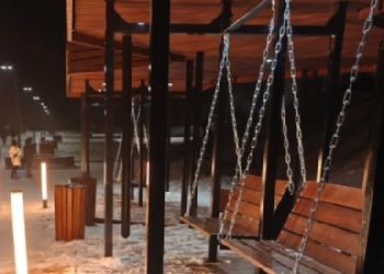 В Шимановске из-за подростков-хулиганов обесточили сквер