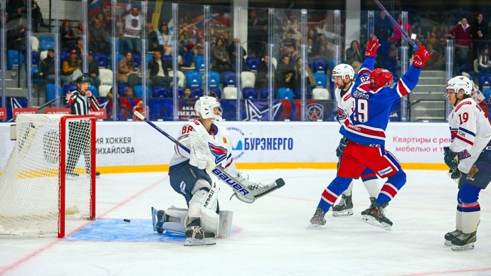 АКМ в домашнем матче выиграл у «Сокола» АКМ в домашнем матче выиграл у «Сокола»