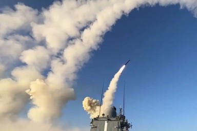 Путин заявил о готовности прекратить бить вглубь Украины в день выборов