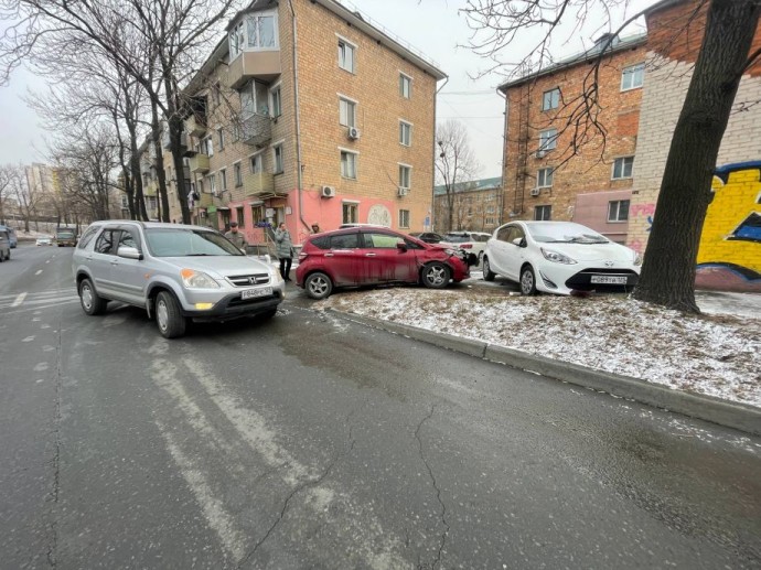 Беременная девушка попала в жёсткое ДТП во Владивостоке Беременная девушка попала в жёсткое ДТП во Владивостоке