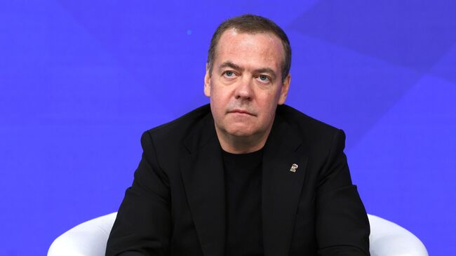 Медведев заявил о последнем шансе Украины сохранить государственность