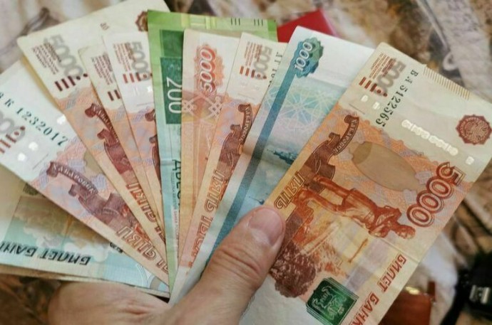 Долги по зарплатам выросли на 33 миллиона рублей за месяц