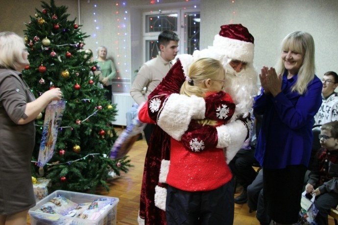 В Коряжме прошла акция «Новогодняя гирлянда Доброты» В Коряжме прошла акция «Новогодняя гирлянда Доброты»