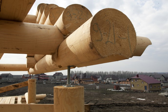 Ввод деревянного жилья в РФ вырос на 60% за 4 года — сенатор Шевченко