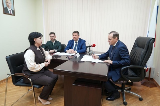 Артём Здунов провел личный прием граждан в приемной Президента РФ в Мордовии