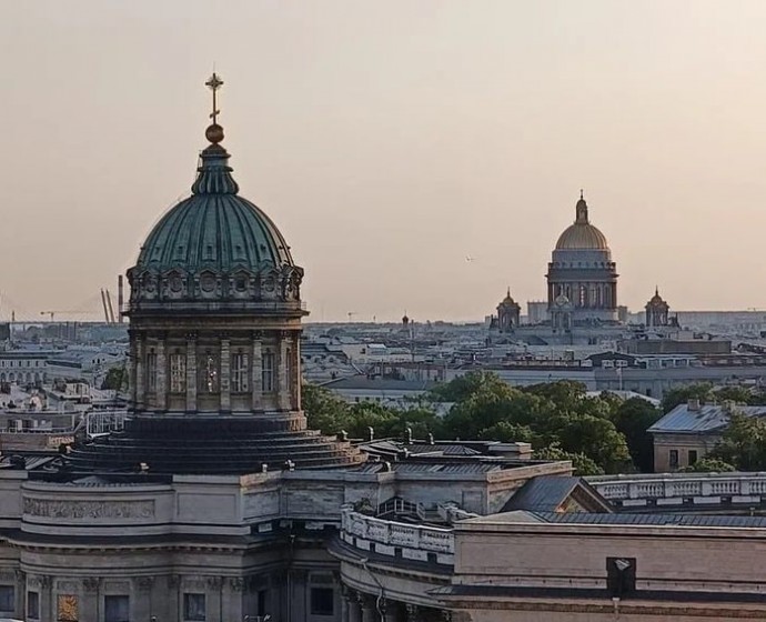 Правительство Санкт-Петербурга и «Сбер» утвердили план создания центра компетенций по ИИ