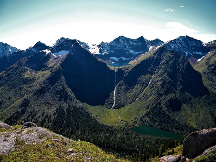 Россия, которую не показывают на открытках: самые завораживающие водопады, которые стоит увидеть хотя бы раз в жизни Россия, которую не показывают на открытках: самые завораживающие водопады, которые стоит увидеть хотя бы раз в жизни