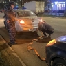 Росгвардейцы отбуксировали сломавшуюся машину туляка до дома