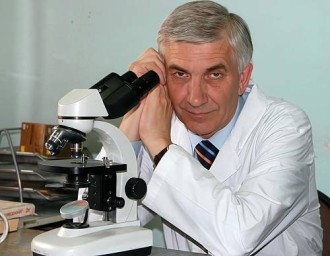 Ушел из жизни известный в Приамурье врач и литератор Николай Левченко