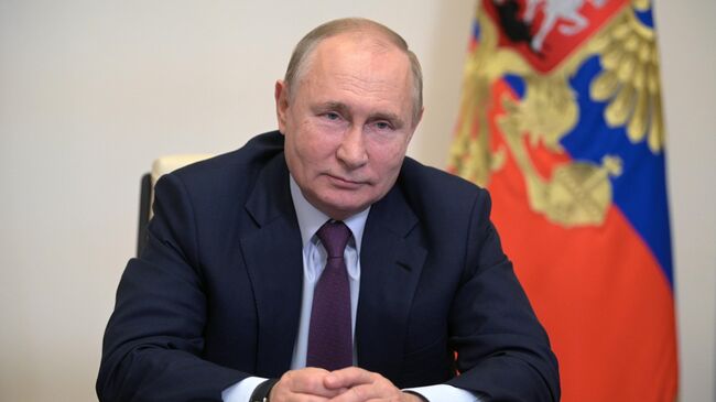 Путин попросил Лут оценить результаты уборочной кампании