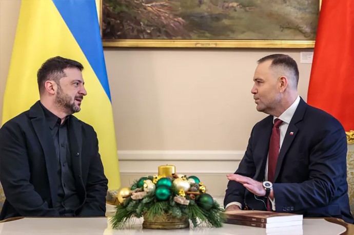 Навроцкий убрал стол перед встречей с Зеленским