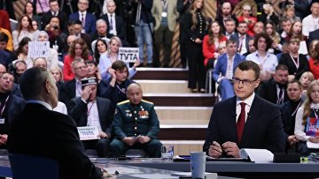 Путин отметил большой потенциал участников "Время героев" Путин отметил большой потенциал участников "Время героев"