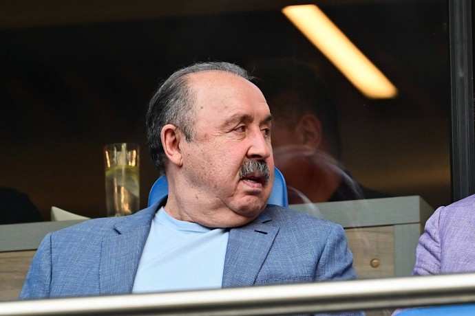 Газзаев: Для того, чтобы попасть в топ-3, «Динамо» во втором круге надо выиграть минимум 10-12 матчей Газзаев: Для того, чтобы попасть в топ-3, «Динамо» во втором круге надо выиграть минимум 10-12 матчей