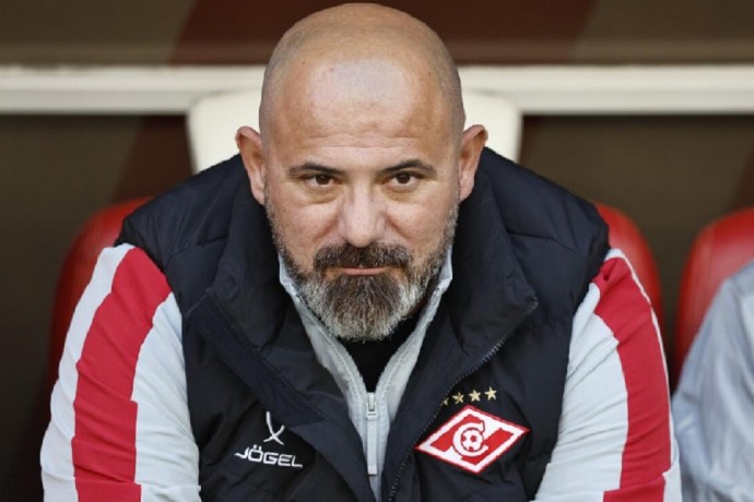 Божович пошёл наперекор общественному мнению в оценке работы Станковича Божович пошёл наперекор общественному мнению в оценке работы Станковича