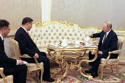В МИД Китая сообщили о беседе Путина и Си Цзиньпина за чашкой чая