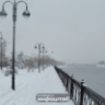 В Астрахани городским спасателям пришлось спиливать кольцо с пальца школьницы