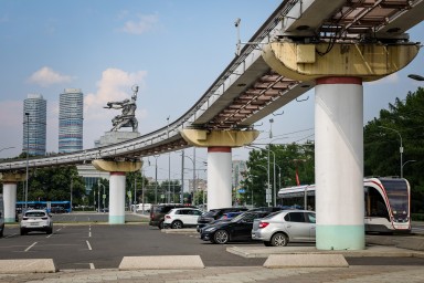 Собянин: В Москве на месте монорельса построят уникальный парк на высоте