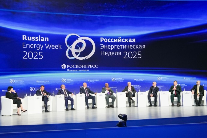 Подготовку кадров для энергетики будущего обсудили на РЭН-2025