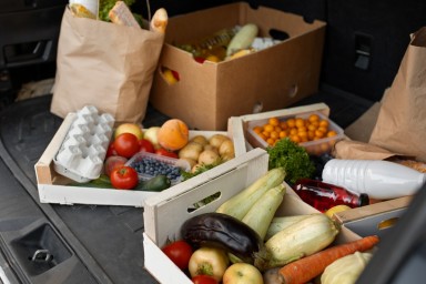 Власти предложили на 3-4 месяца зафиксировать цены на продукты первой необходимости