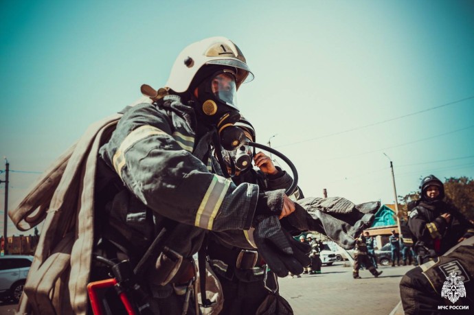 В Астрахани из-за короткого замыкания горели дачный дом и квартира В Астрахани из-за короткого замыкания горели дачный дом и квартира