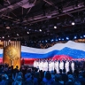 Путин назвал увлеченность делом лауреатов премии "Знание" примером для других