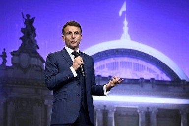 Во Франции заявили о мощном ударе по Макрону