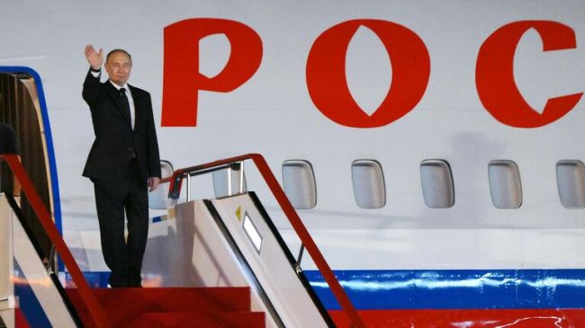Путин прибыл в Китай