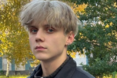 Уникальный магнетизм и народные песни: Пригожин раскрыл секрет головокружительного успеха Вани Дмитриенко