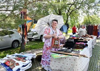 В Грибском на сельхозярмарке возник ажиотаж на картошку