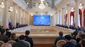 Денис Мантуров провёл 14-е заседание Российско-Индонезийской совместной комиссии по торгово-экономическому и техническому сотрудничеству