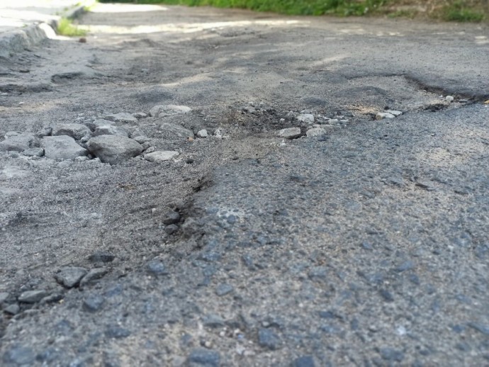 Губернатор засомневался в наличии глаз у дорожников в Костроме