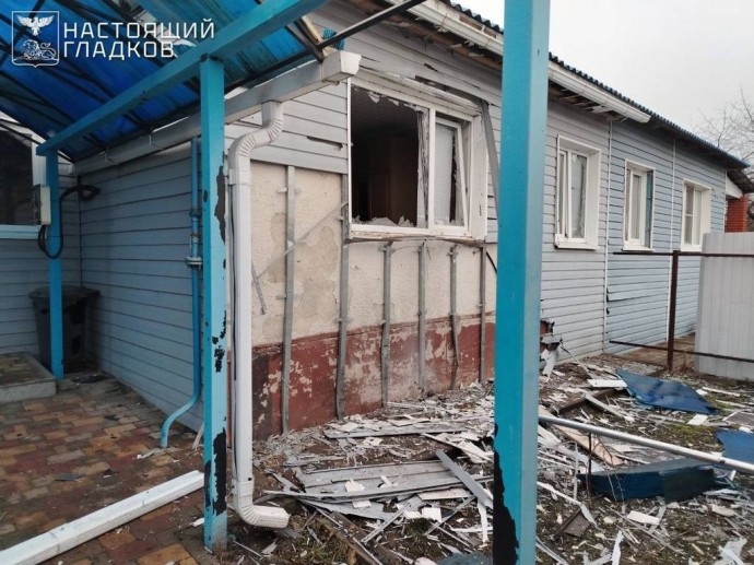 Белгородец пострадал при взрыве дрона во дворе частного дома Белгородец пострадал при взрыве дрона во дворе частного дома