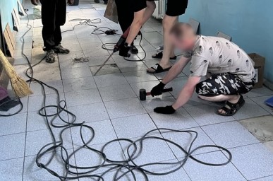 В Улан-Удэ приговорённые к принудительным работам заменили полы в доме инвалидов