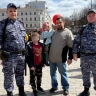 Росгвардейцы нашли ребенка, потерявшегося на празднике в Выборге