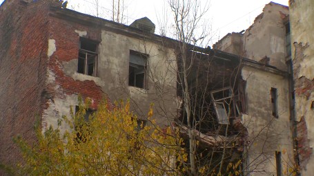 Движение транспорта на улице Розенштейна ограничено в связи с обрушением конструкций дома №39