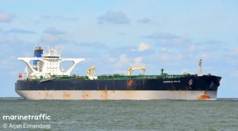 У супертанкера, преследуемого Береговой охраной США, осталось топлива на месяц