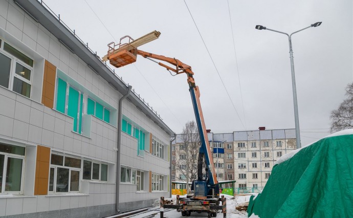 Мэр Южно-Сахалинска обозначил сроки завершения капремонта детсада "Веснушка"