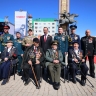 Айсен Николаев поздравил якутян с 80-летием Великой Победы на площади Победы в Якутске