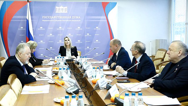 Состоялось заключительное заседание Комитета по развитию гражданского общества, вопросам общественных и религиозных объединений в осенней сессии 2025 года