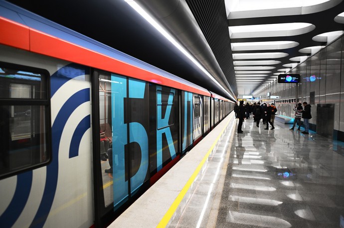 На БКЛ начал курсировать тематический поезд к 90-летию Московского метрополитена