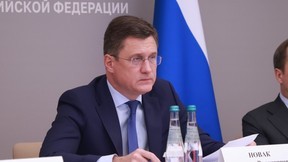 Александр Новак провёл совещание по ситуации на топливном рынке
