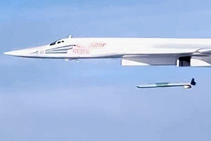 Летящая в сторону Украины стая ракет попала на видео Летящая в сторону Украины стая ракет попала на видео