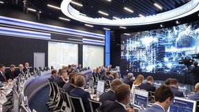 Михаил Мишустин провёл стратегическую сессию о развитии автомобильной промышленности