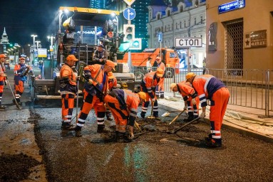 Уборка, ремонт и комплексное обслуживание: кто и как заботится о столичных дорогах