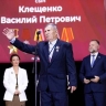 Амурчанин Петр Клещенко получил медаль «Отец солдата»