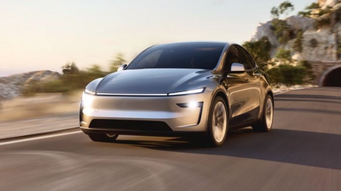 Обязательным элементом беспилотного такси Tesla станет услуга «резвый неводитель»